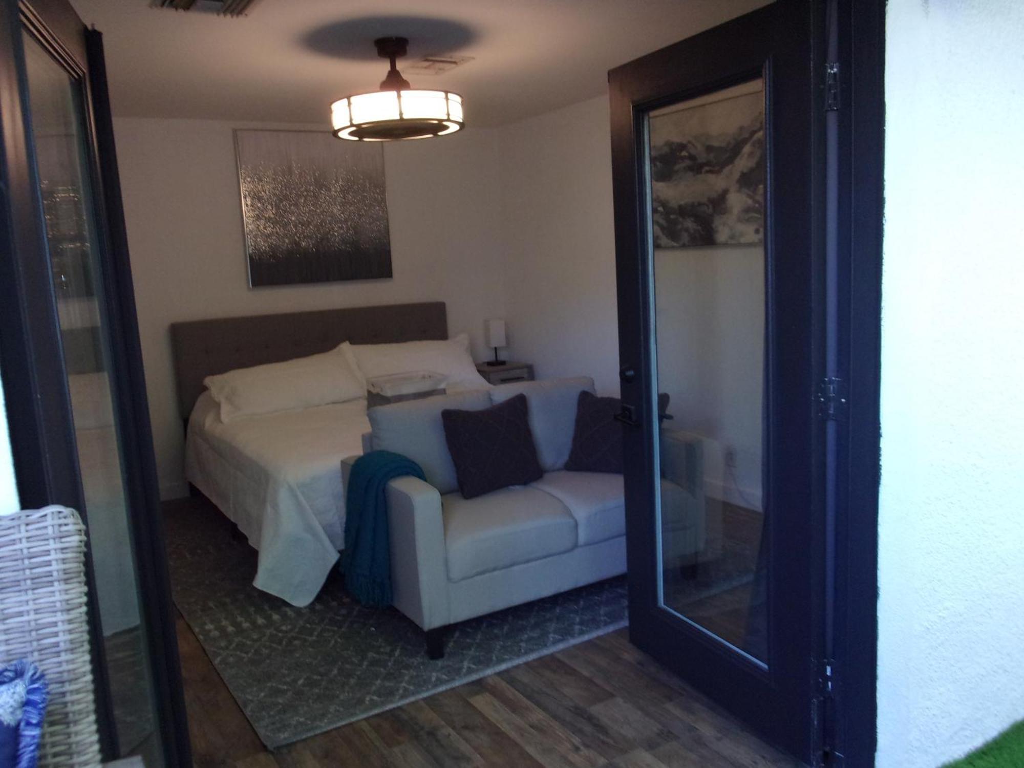 Updated Dwntwn 2Bd Twnhse W/Hot Tub& Private Patio Palm Springs Exterior photo