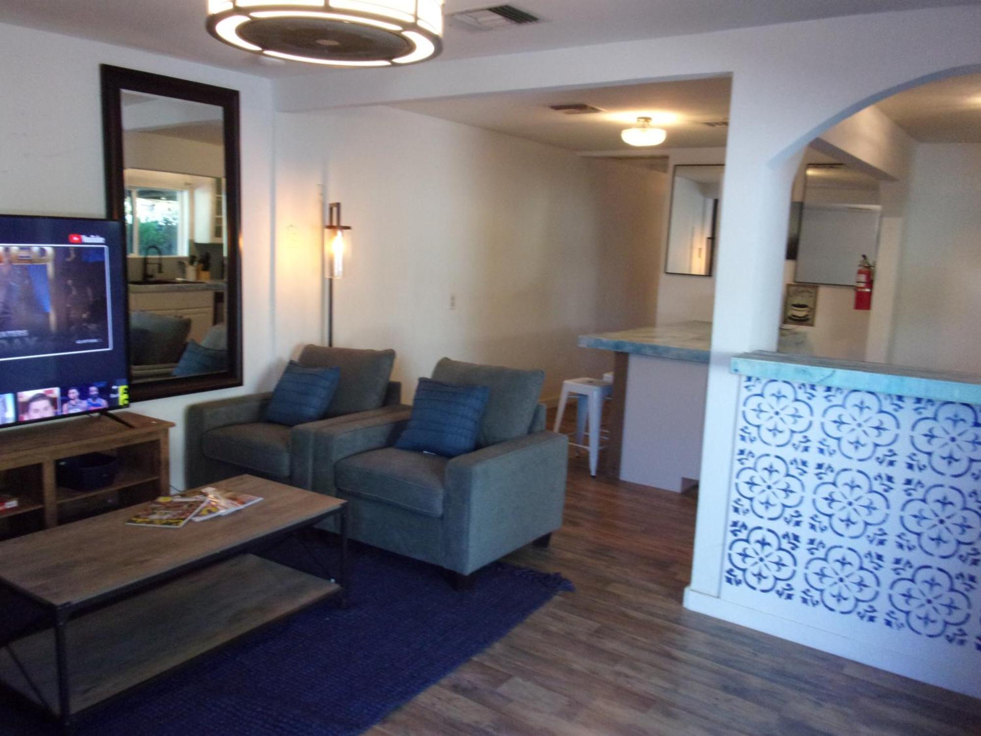 Updated Dwntwn 2Bd Twnhse W/Hot Tub& Private Patio Palm Springs Exterior photo